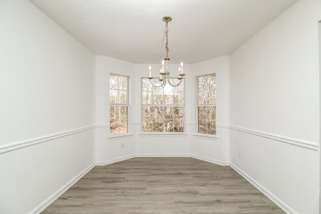 Building Photo - 195 Cinnamon Oak Cir