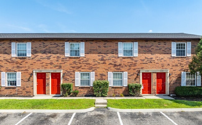 Interior Photo - Pinecrest Village