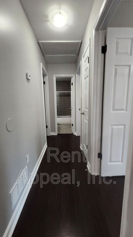 Building Photo - 2270 Pine Stream Ct