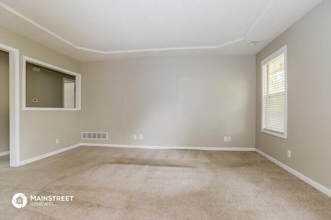 Foto del edificio - 1602 Cooper Dr, Raymore, MO 64083