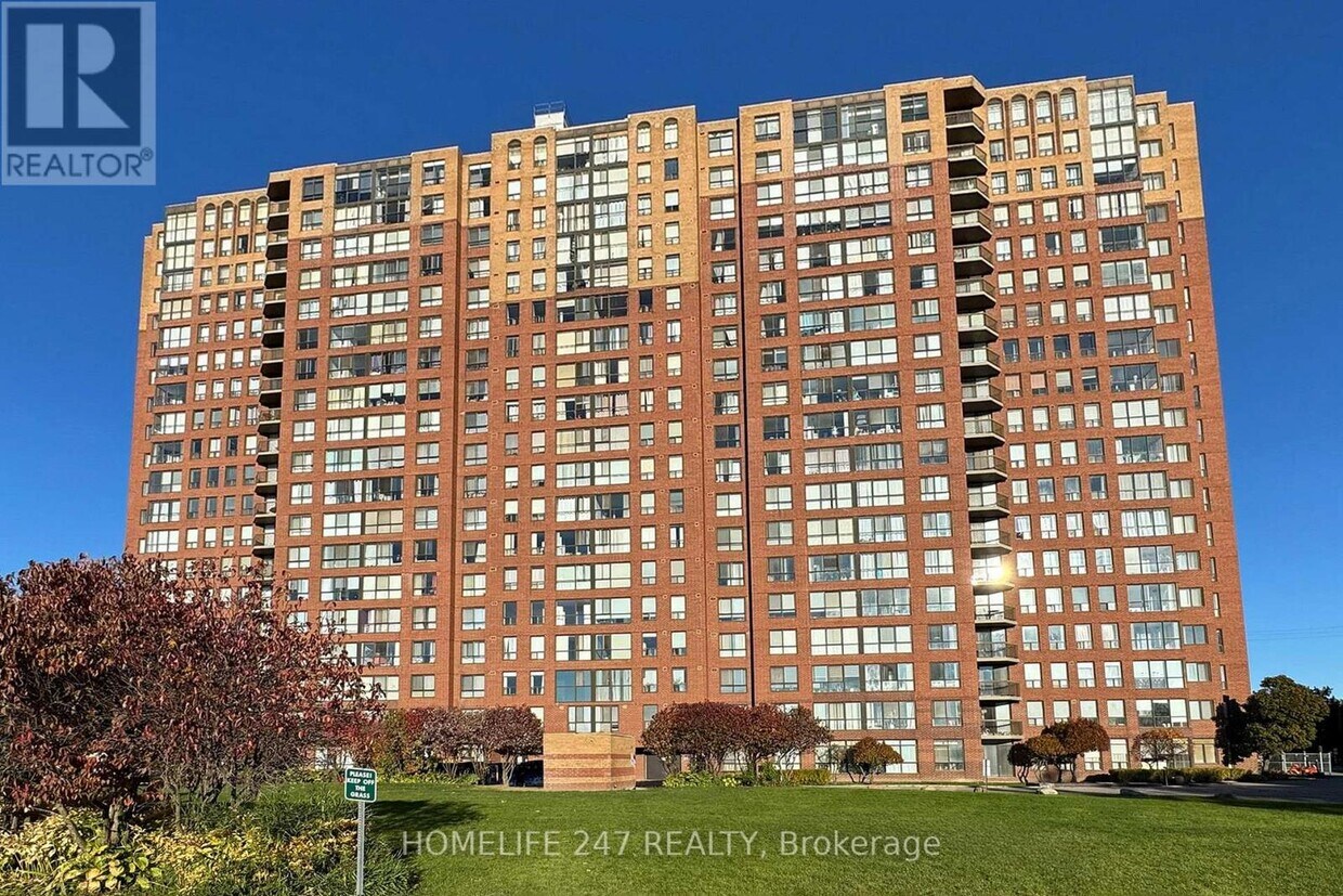 Photo principale - 330 McCowan Rd