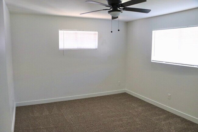 Foto del edificio - Urbana on Rose