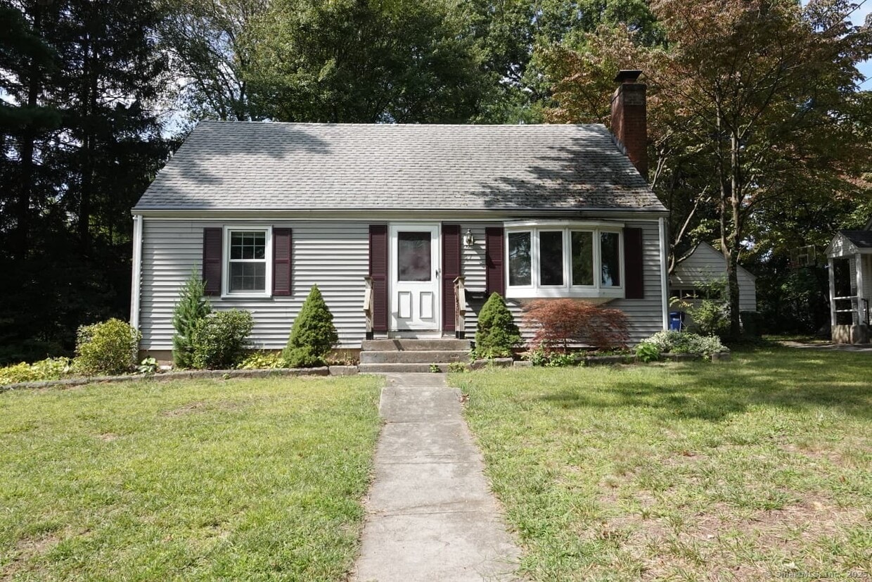Primary Photo - 87 Henry St
