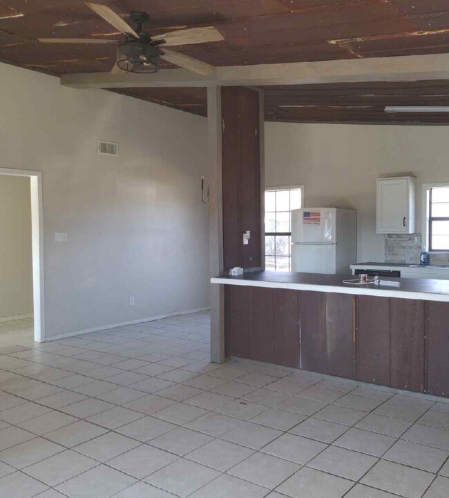 Building Photo - 391 Madden Rd
