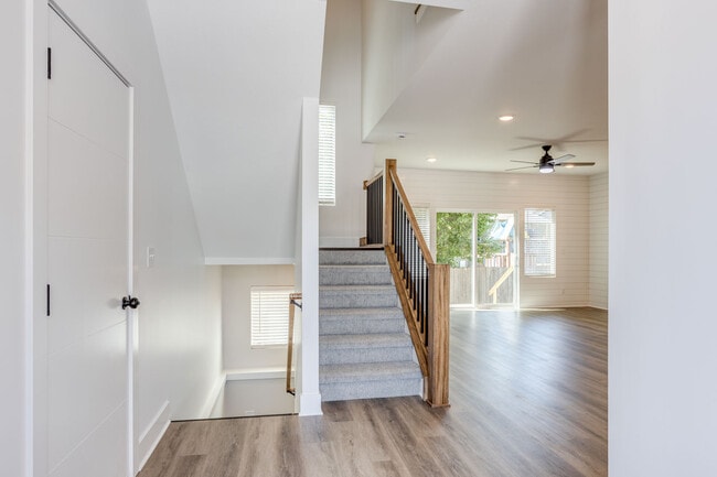 Foto del edificio - 8441 W 37th Ct N