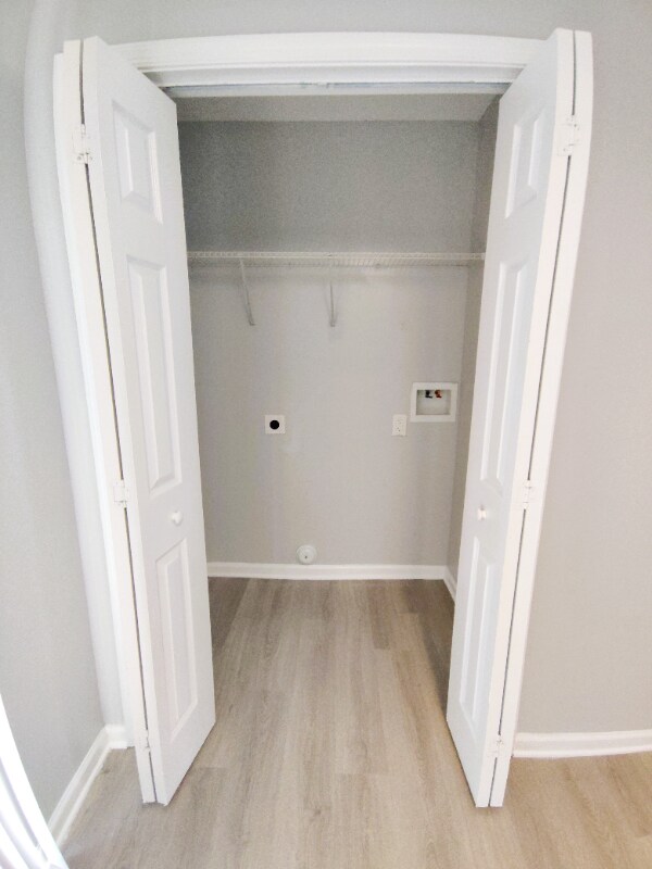 Foto del edificio - 14 Fonda Dr