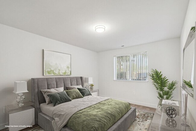 Building Photo - Rolling Park Apartments