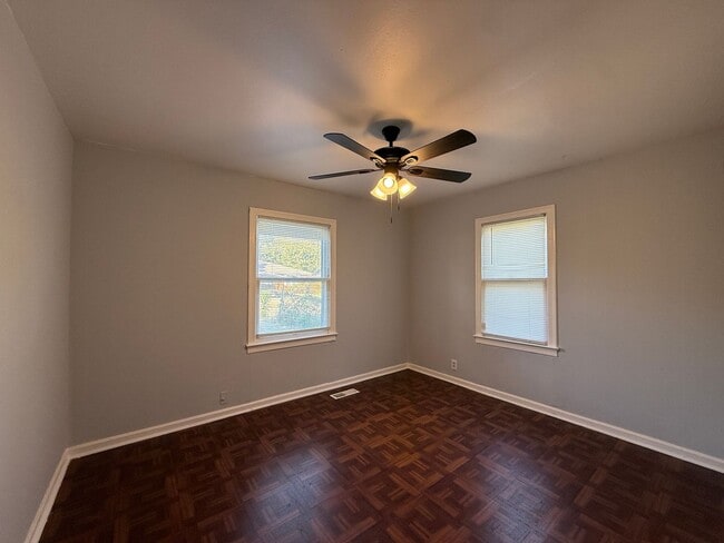 Building Photo - Available Now!! **50% off the First Month's Rent** Discover this lovely 3 bedroom home in NW OKC!