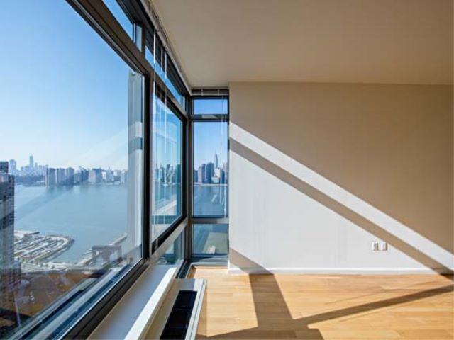 Foto del edificio - 1 bedroom in Queens NY 11109