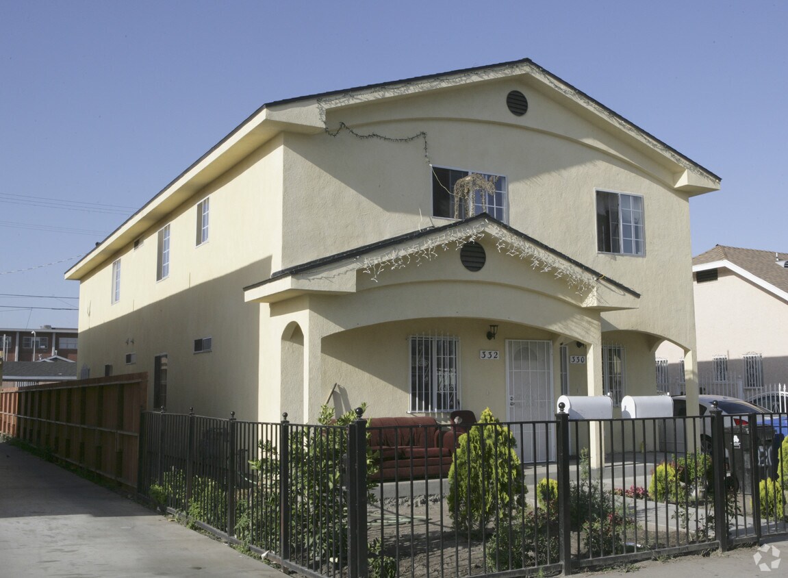 Foto principal - 330 E 76th St