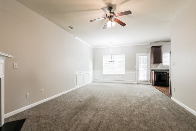 Building Photo - 1113 Watercourse Way