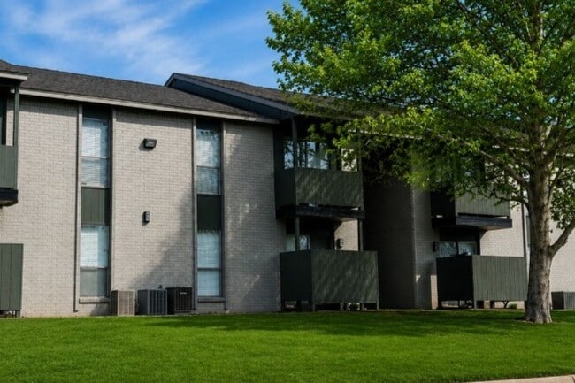 Building Photo - Aspen Place
