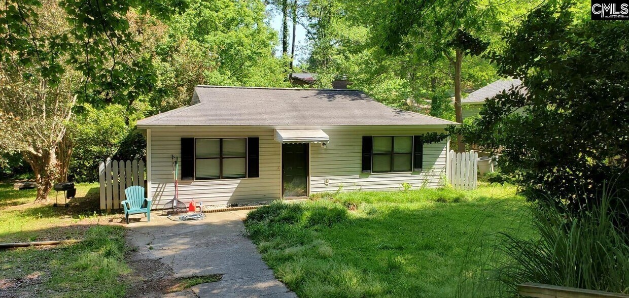 Primary Photo - 1539 Fork Ave