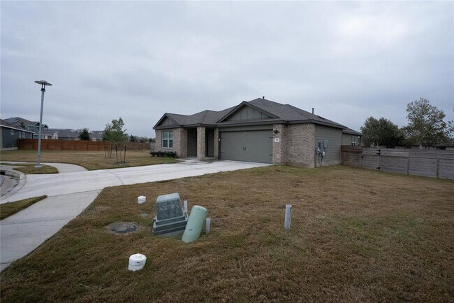 Foto del edificio - 105 Carmello