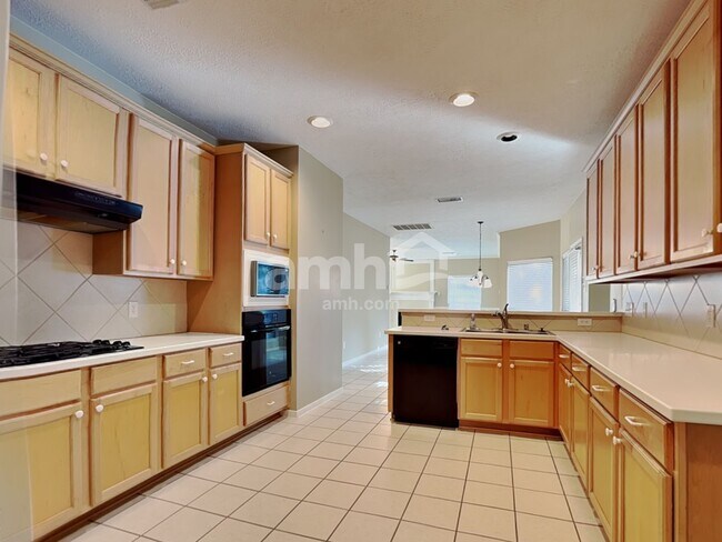 Building Photo - 30102 Canyon Side Ln