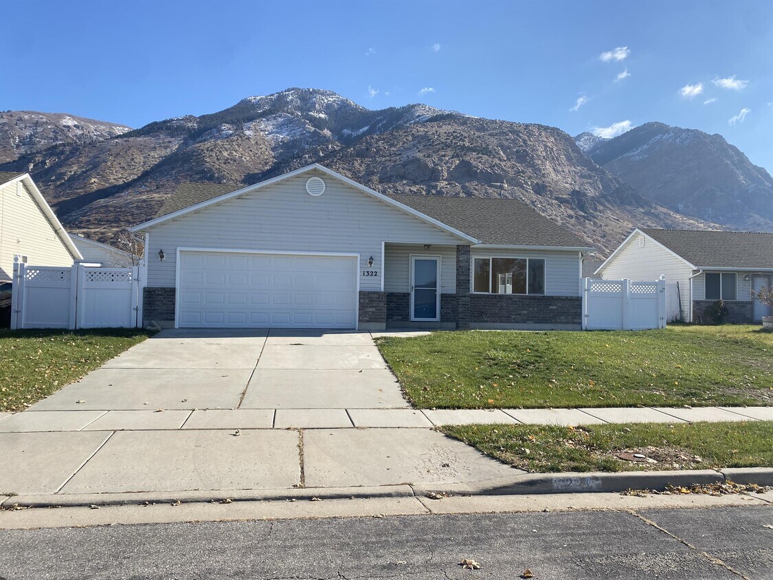 1322 N Monroe Blvd, Ogden, UT 84404 House for Rent in Ogden, UT