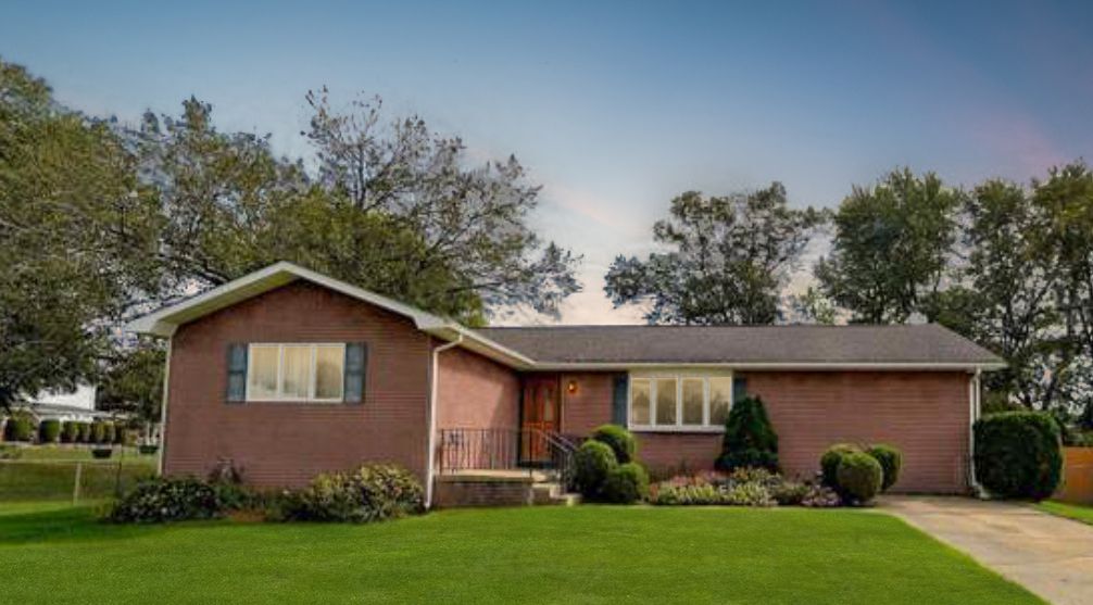 Foto principal - 24 Carl Sandburg Dr