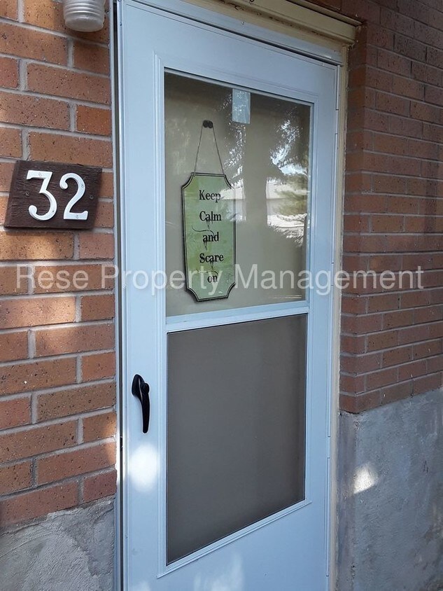 Primary Photo - AMAZING LOCATION! GREAT PRICE!
