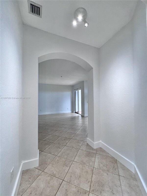 Building Photo - 0 SW 160th Ave