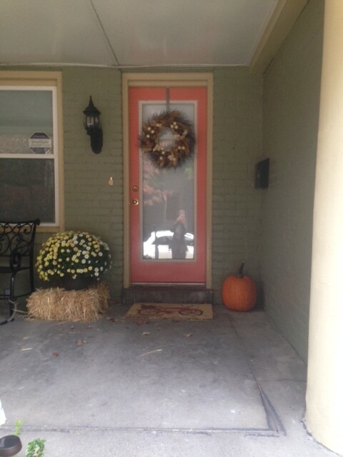 Puerta principal - 365 Spahr St
