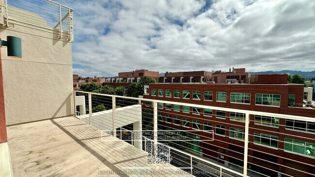 Foto del edificio - Amazing Morning Sunlight & Views of SF & D...