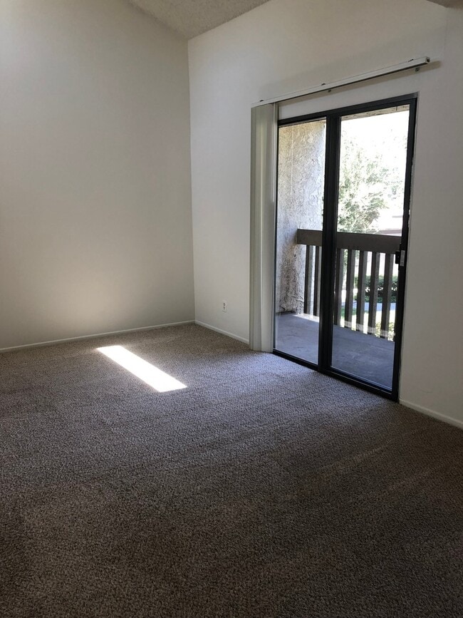 Interior Photo - Springtree Apartments