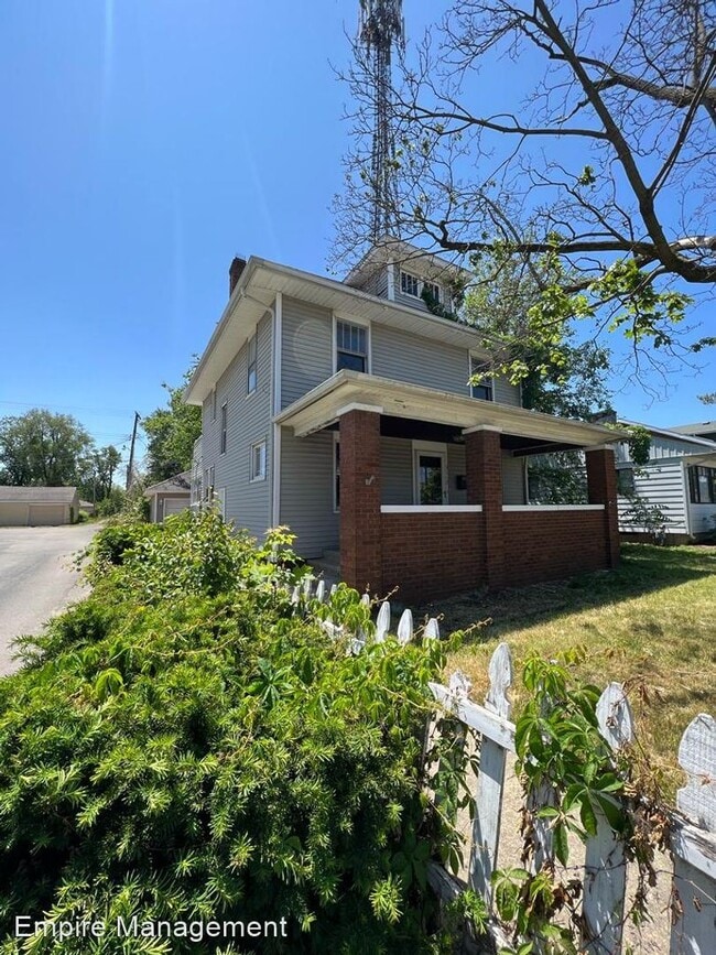 Building Photo - 3 br, 1 bath House - 3112 Mishawaka Avenue