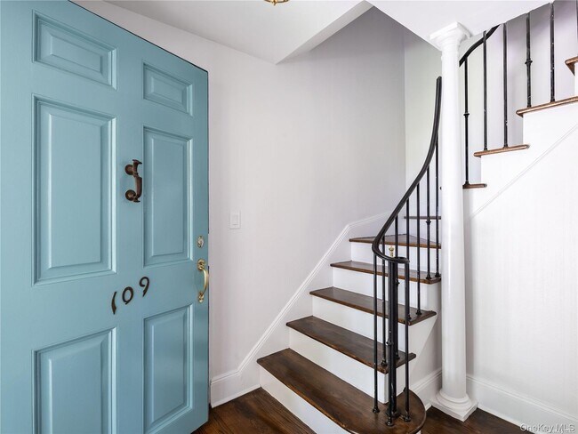 Foto del edificio - 109 Chase Rd