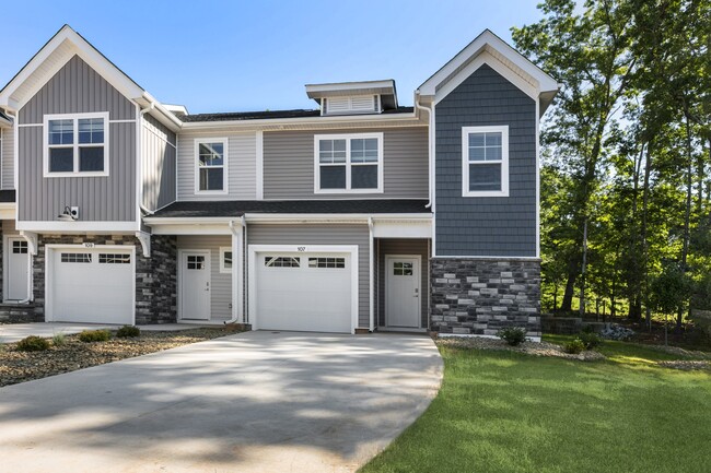 Building Photo - Ashton Mills Townhomes