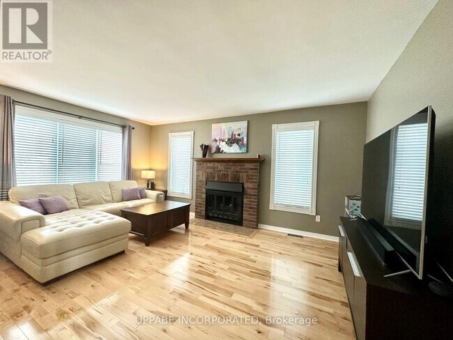 Building Photo - 3776 Autumnwood St