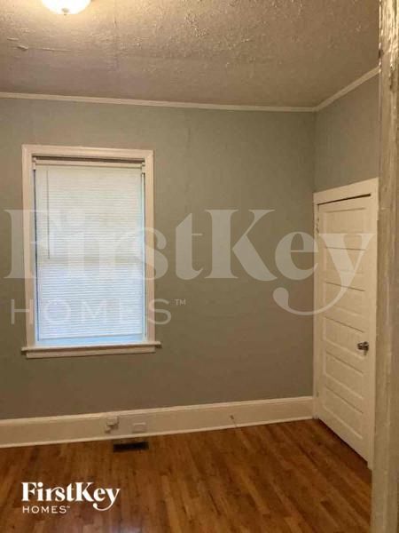 Foto del edificio - 1028 Birch St SW