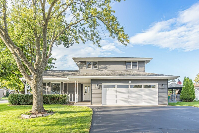 Foto principal - 8 Abbeywood Dr