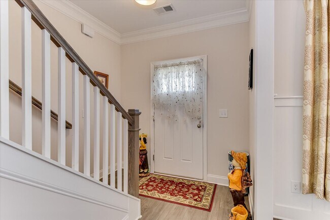 Building Photo - 6051 Big Pond Trl