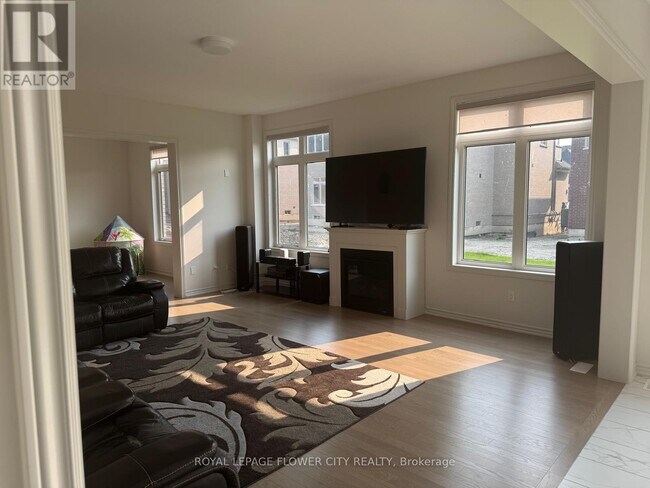 Photo du bâtiment - 32 Twinleaf Cres