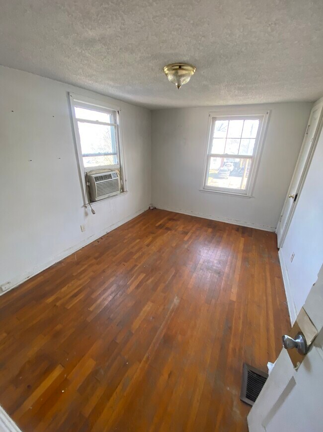 Foto del edificio - 2429 Bretton Pl