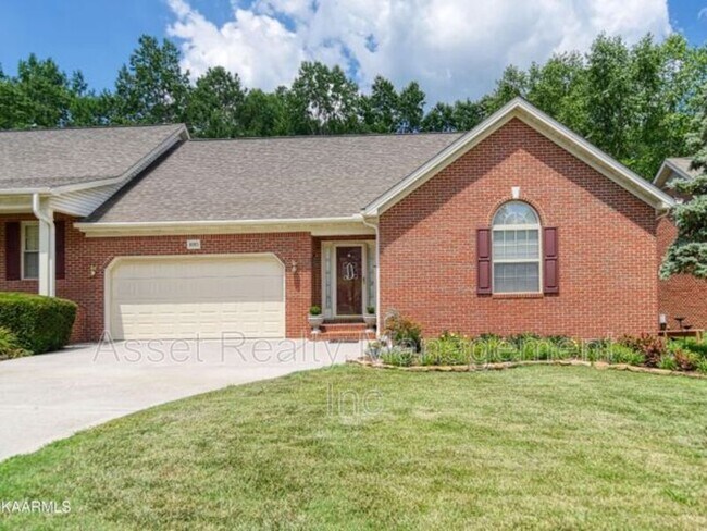 Foto del edificio - 3009 Ginnbrooke Ln