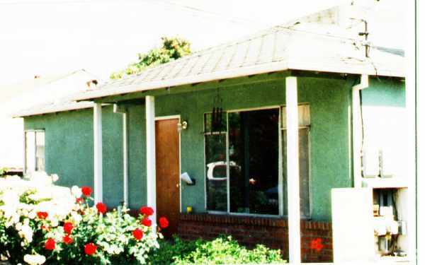 Foto del edificio - 384-388 Beemer Ave