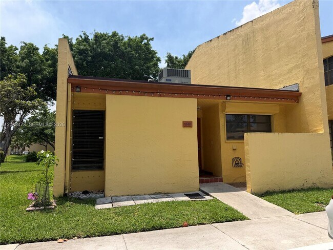 Foto del edificio - 1540 NW 93rd Ave