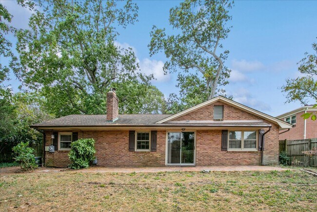 Building Photo - Hampton Home for Rent (3 bed/2 bath)