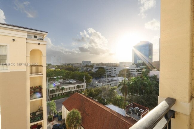 Foto del edificio - 520 SE 5 Ave