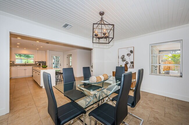 Foto del edificio - 4106 W Fielder St