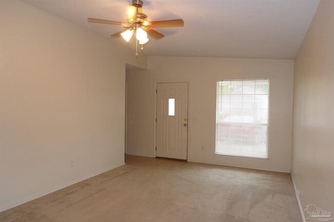 Building Photo - 509 Wood Crest Way
