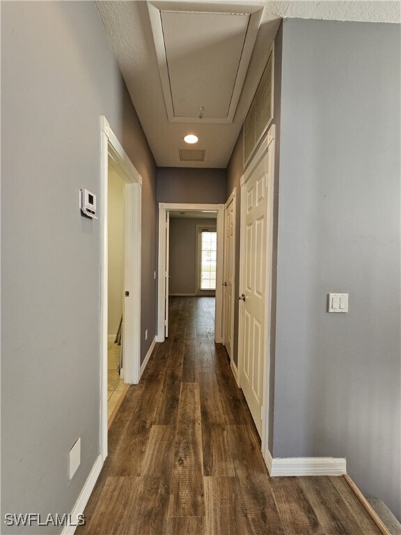 Building Photo - 28279 Jeneva Way