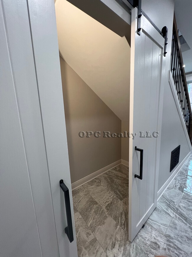 Foto del edificio - 709 Webster St