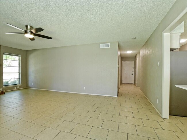 Foto del edificio - 10514 Cooper Hill Dr