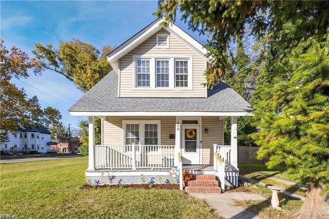 Photo - 868 W 36th St House