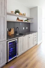 Avalon 555 President photo'