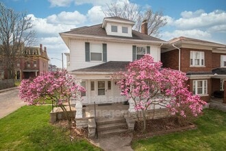 Building Photo - 1104 Huffman Ave