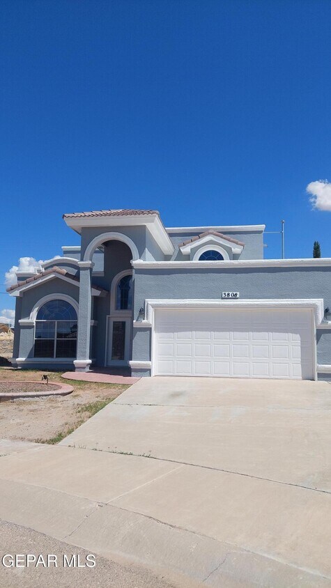 Foto principal - 3808 Tierra Allen Pl
