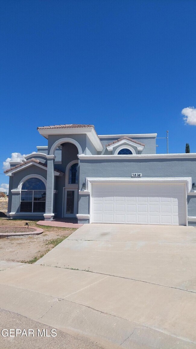 Building Photo - 3808 Tierra Allen Pl